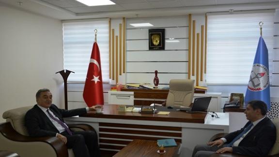 Malatya Milletvekili Cemal Akın, İl Milli Eğitim Müdürü Ali Tatlıyı Makamında Ziyaret Etti.