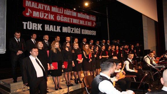 Müzik Öğretmenleri Tarafından Türk Halk Müziği Konseri Verildi