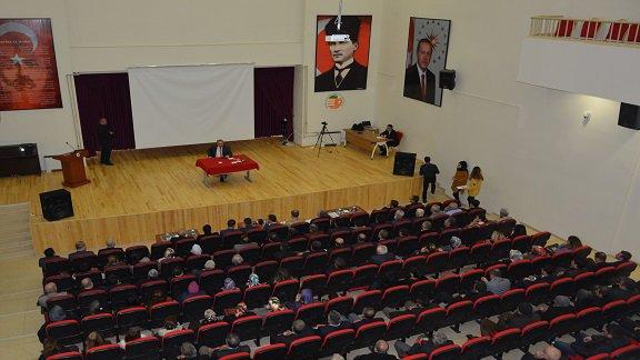 Vali Ali Kaban Başkanlığında, Okul- Aile Birliği Başkanlarına Yönelik Toplantı Düzenlendi