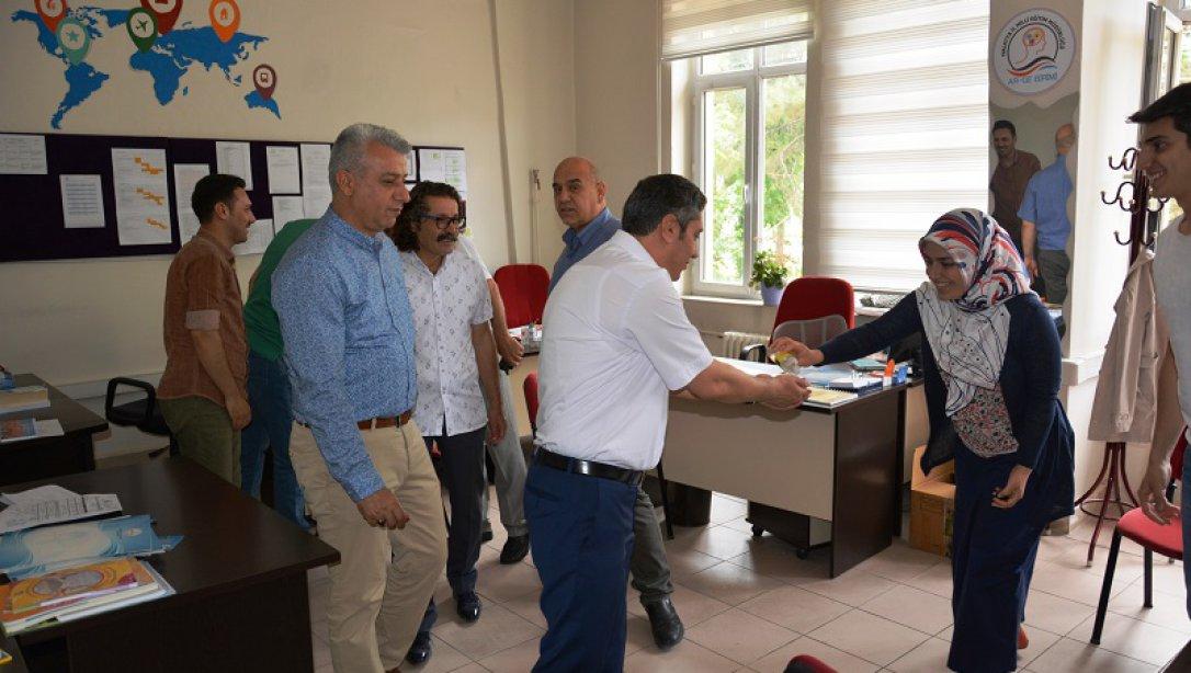 İl Milli Eğitim Müdürü Ali Tatlı, Personelin Ramazan Bayramını Kutladı