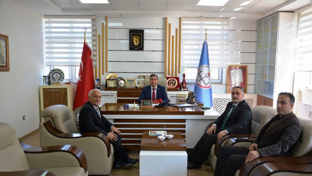 Kale Belediye Başkanı Murat Koca İl Milli Eğitim Müdürü Ali Tatlı'yı Makamında Ziyaret Etti