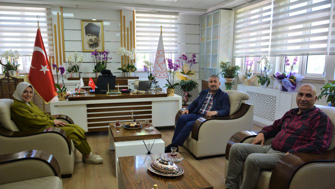 Darende Belediye Başkanı Sayın İsa Özkan İl Müdürümüz Sayın Hatice Özdemir'i Ziyaret Etti